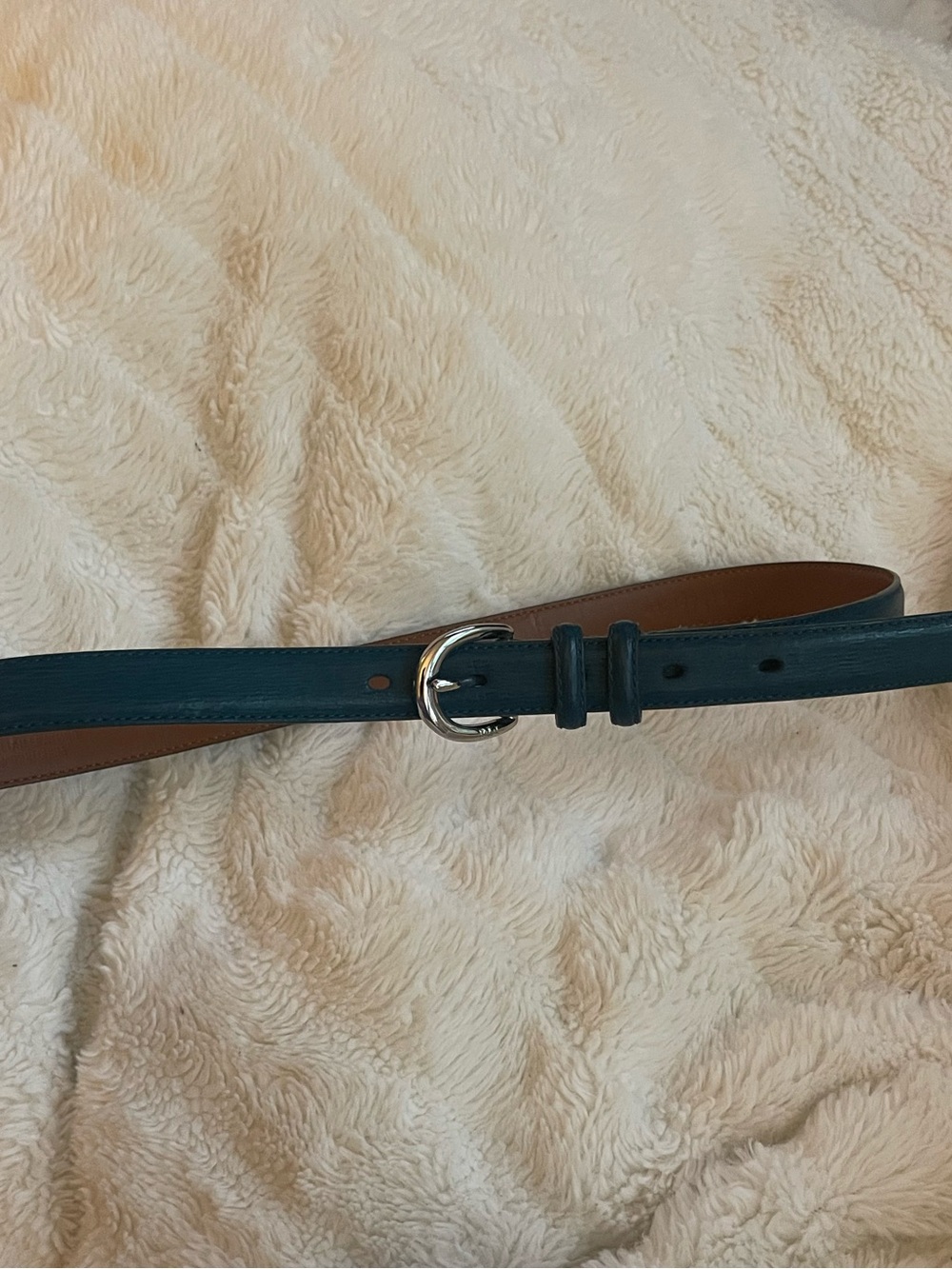 Lauren Ralph Lauren genuine leather skinny belt in a beautiful deep teal blue